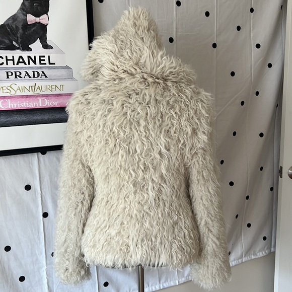 Fur jacket - Picture 4 of 7